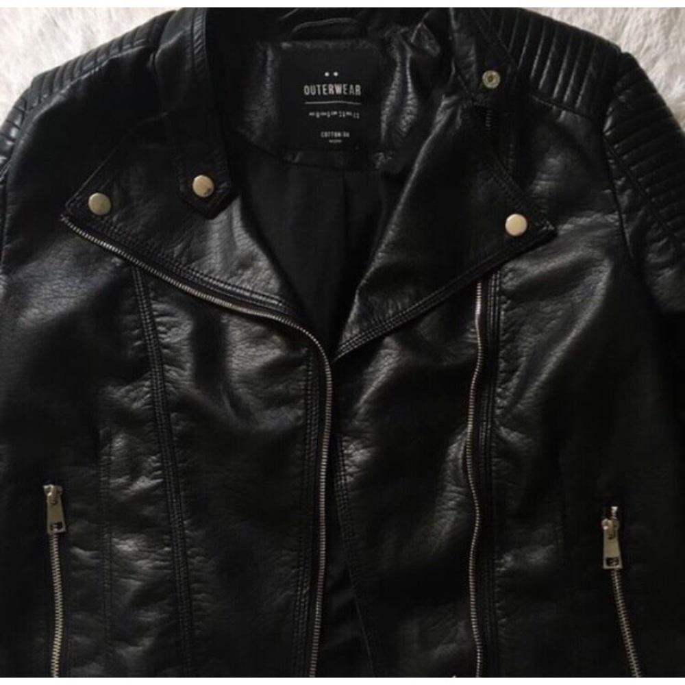 Beautiful stylish black leather jacket.